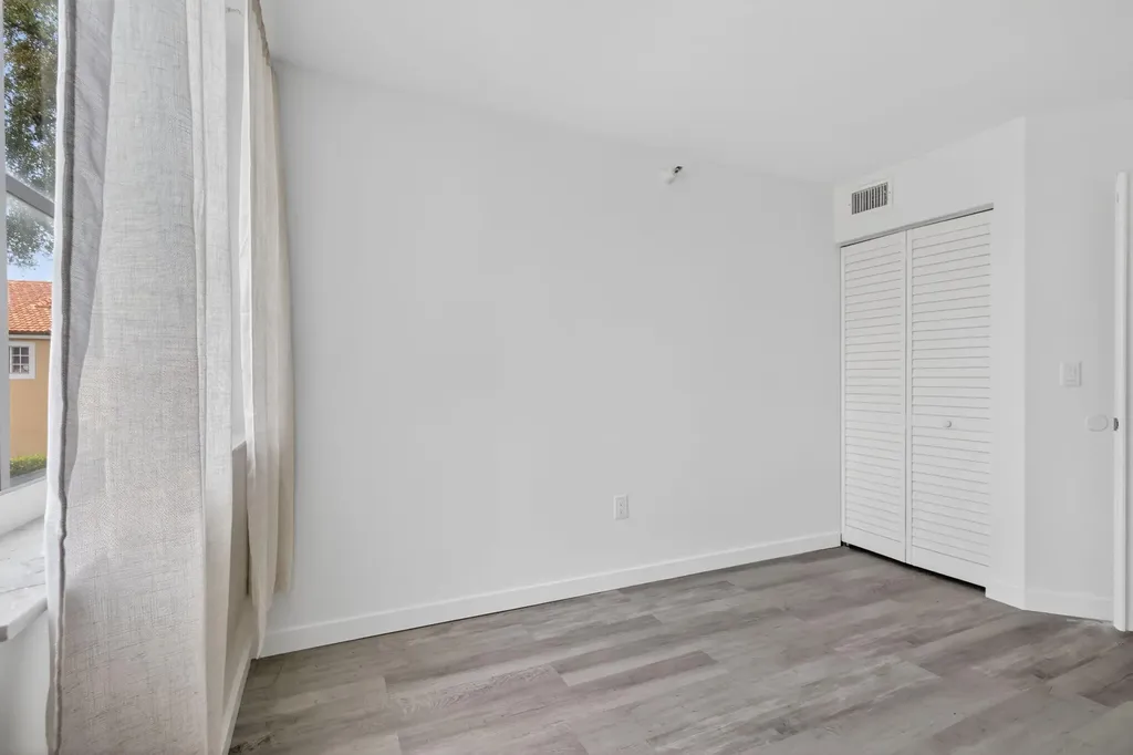 103 Yacht Club Way Hypoluxo FL 33462