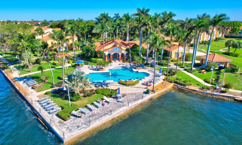 103 Yacht Club Way Hypoluxo FL 33462