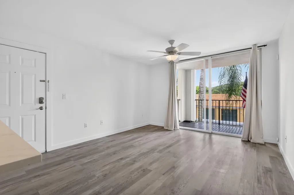 103 Yacht Club Way Hypoluxo FL 33462