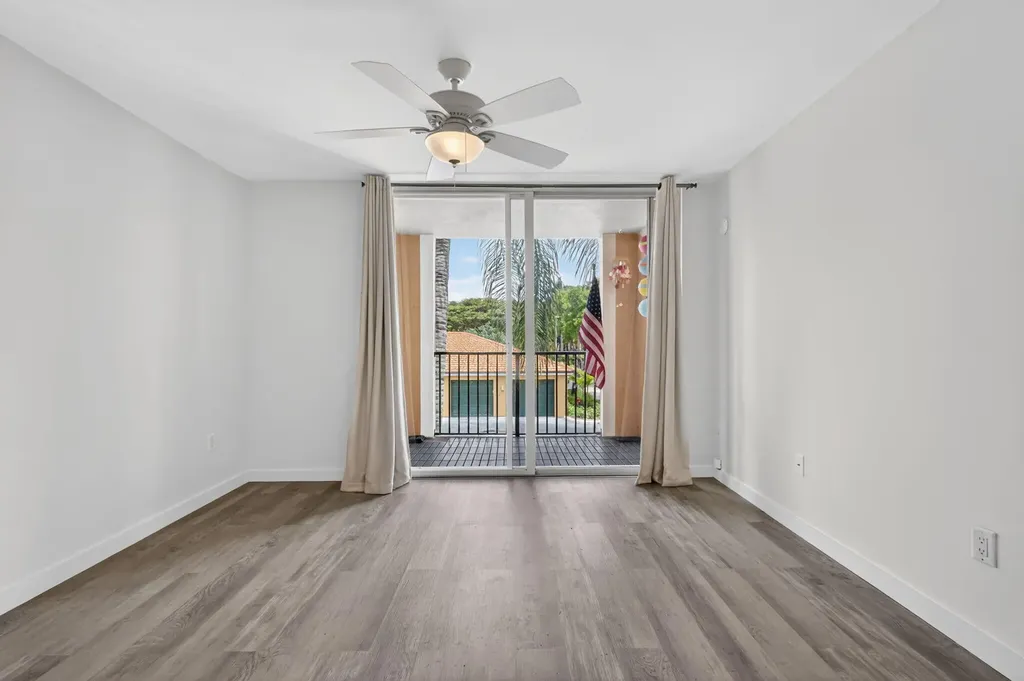 103 Yacht Club Way Hypoluxo FL 33462