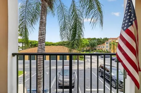 103 Yacht Club Way Hypoluxo FL 33462