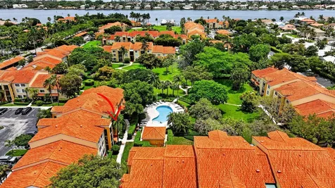 103 Yacht Club Way Hypoluxo FL 33462