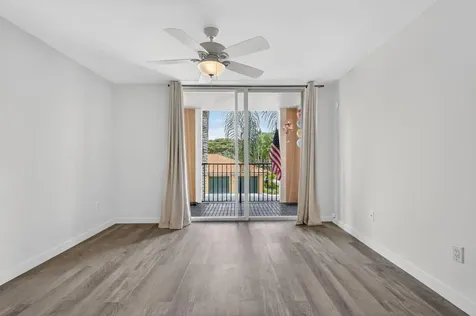 103 Yacht Club Way Hypoluxo FL 33462