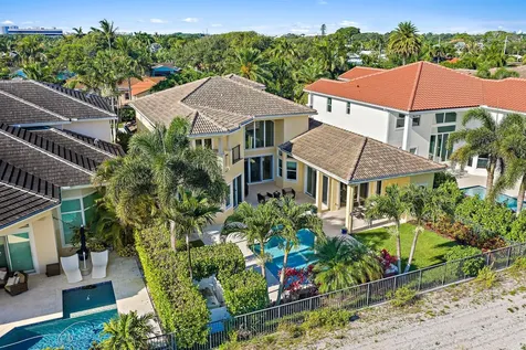 1715 W Hemingway Drive Juno Beach FL 33408
