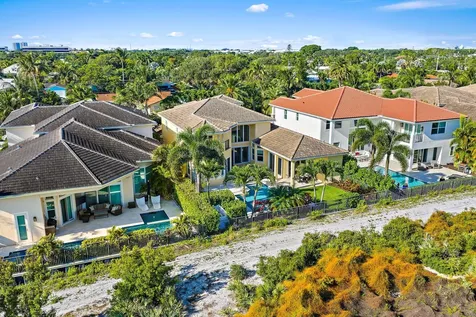 1715 W Hemingway Drive Juno Beach FL 33408