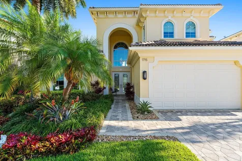 1715 W Hemingway Drive Juno Beach FL 33408