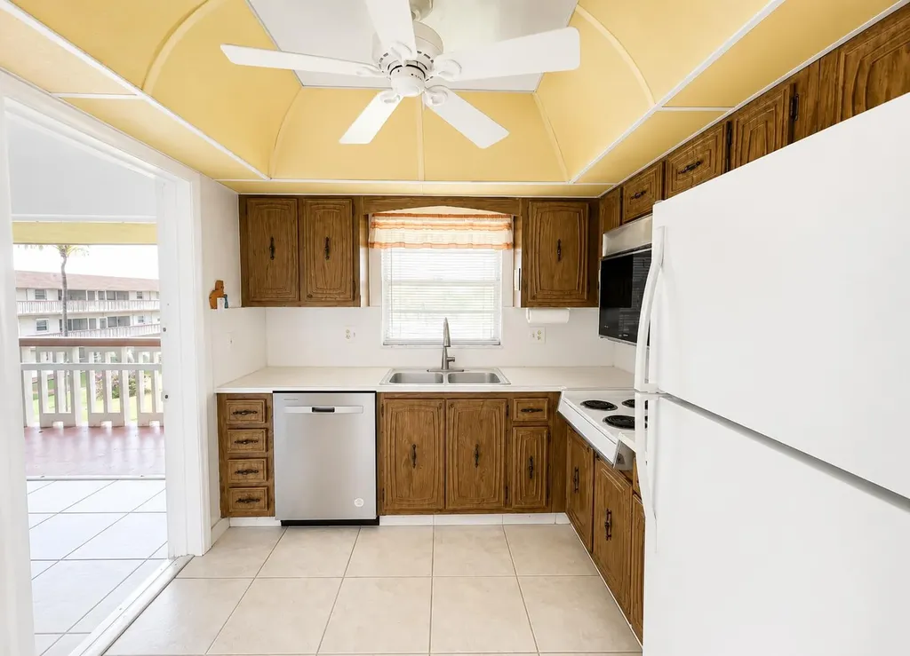 5300 Washington Street Hollywood FL 33021
