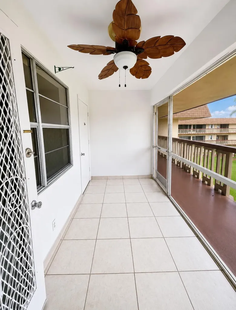 5300 Washington Street Hollywood FL 33021