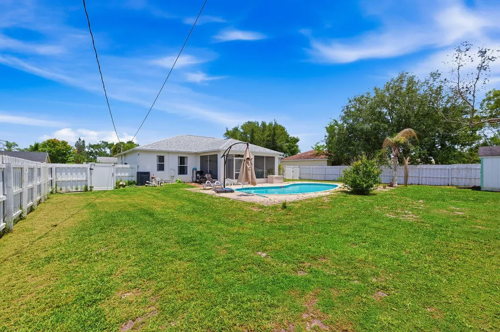1838 SE Genaro Terrace Port St Lucie FL 34952