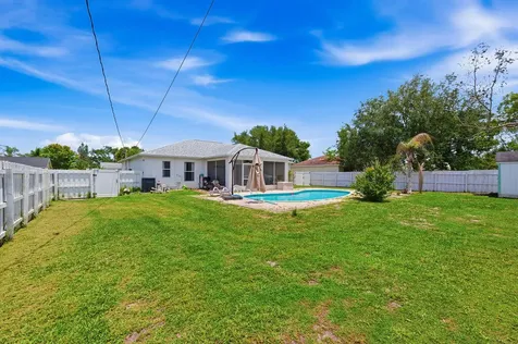1838 SE Genaro Terrace Port St Lucie FL 34952