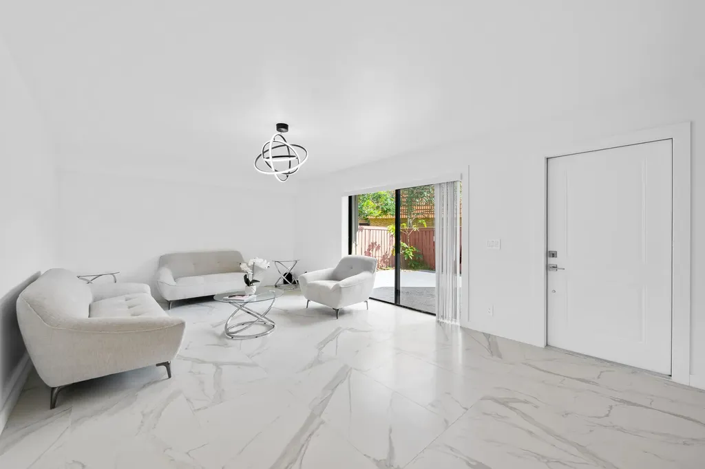 2962 SW 12th Street Deerfield Beach FL 33442