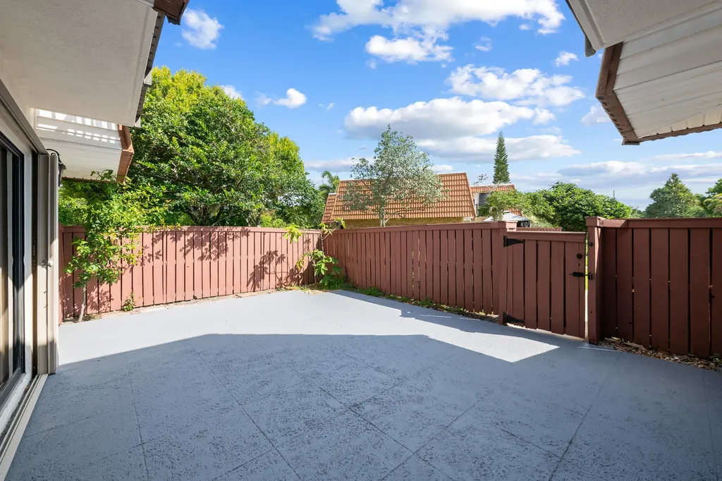 2962 SW 12th Street Deerfield Beach FL 33442