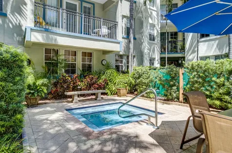 533 NE 3rd Avenue Fort Lauderdale FL 33301