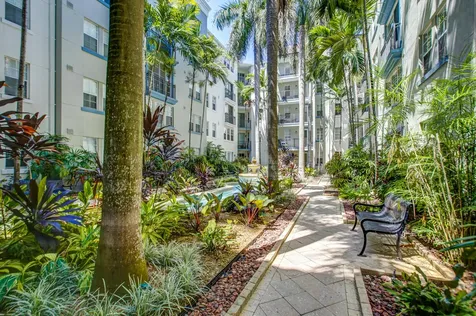 533 NE 3rd Avenue Fort Lauderdale FL 33301