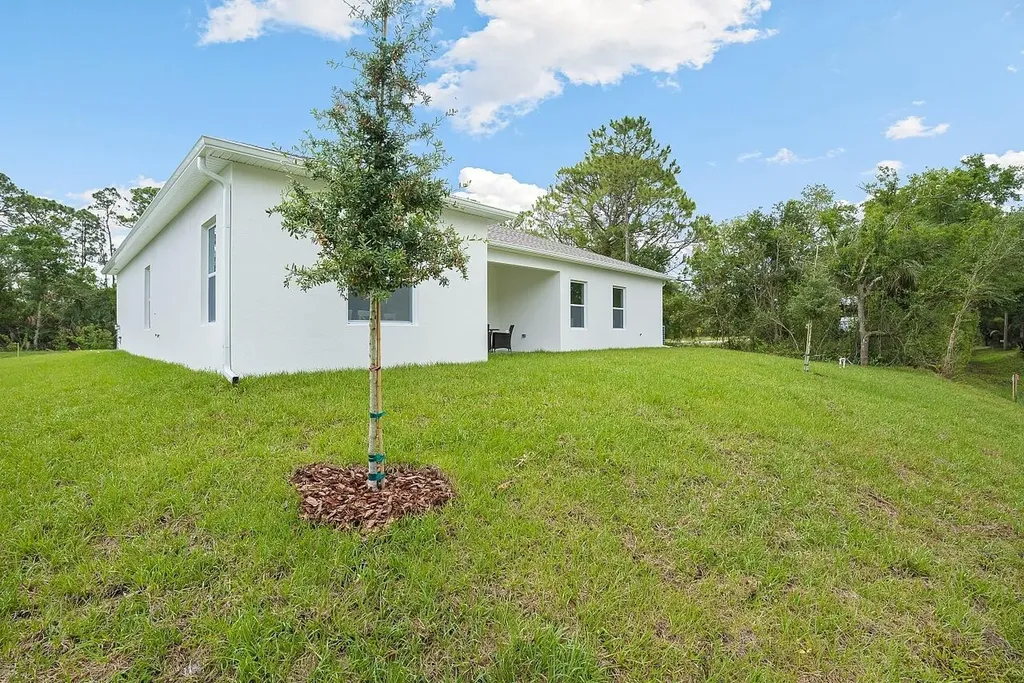 9355 100th Avenue Vero Beach FL 32967