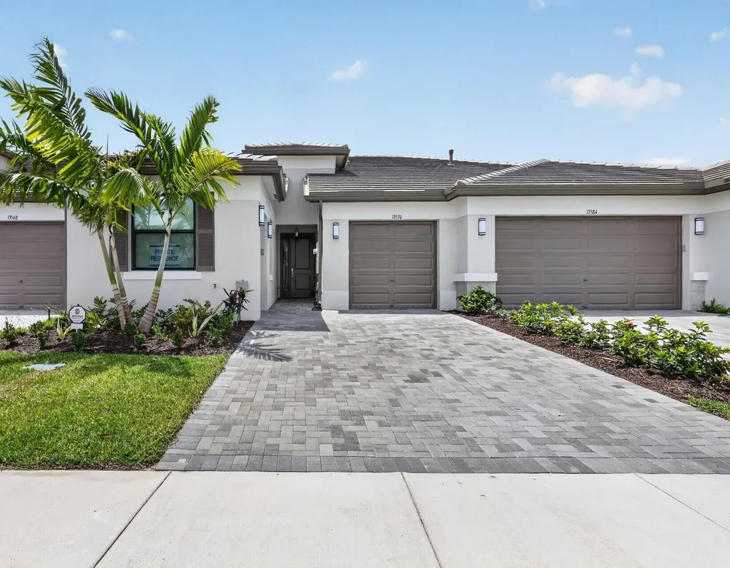 13570 SW Starkissed Lane Port St Lucie FL 34987