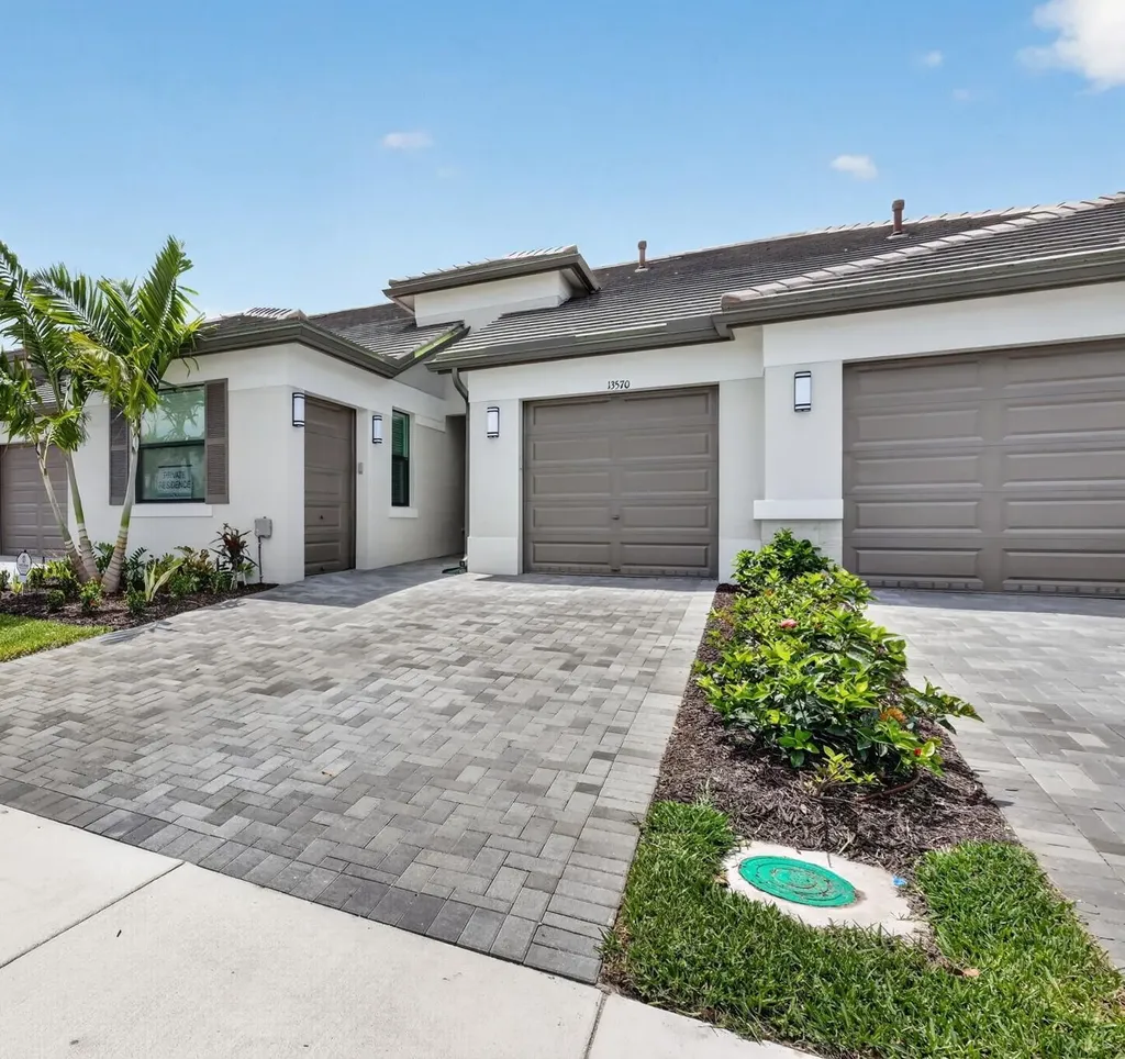 13570 SW Starkissed Lane Port St Lucie FL 34987