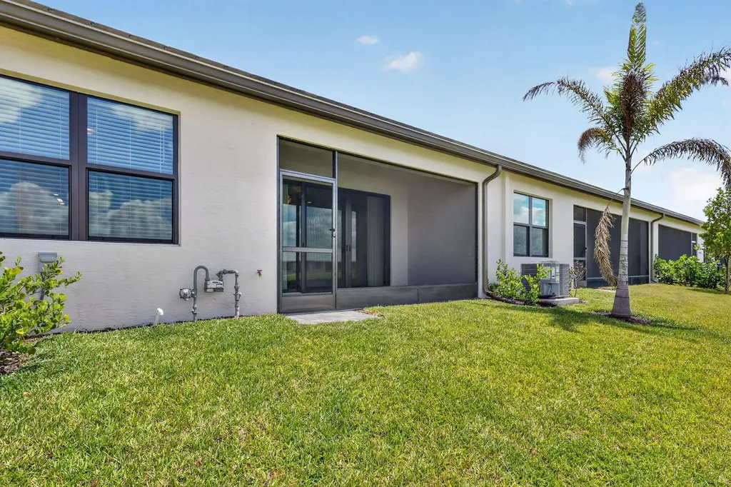 13570 SW Starkissed Lane Port St Lucie FL 34987
