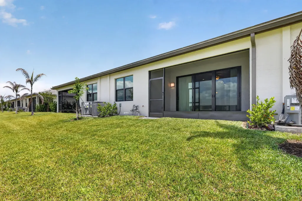 13570 SW Starkissed Lane Port St Lucie FL 34987