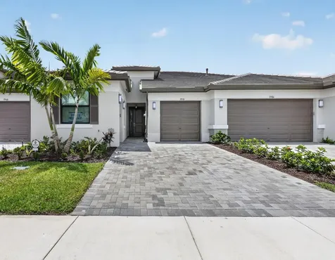 13570 SW Starkissed Lane Port St Lucie FL 34987