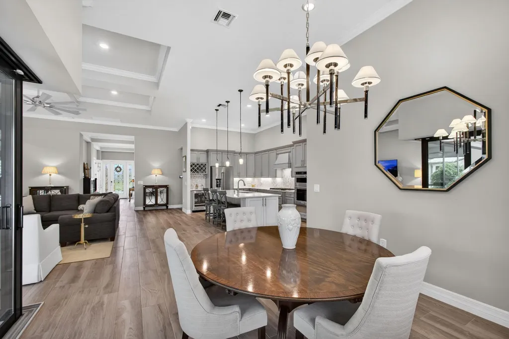 9206 Balsamo Drive Palm Beach Gardens FL 33412