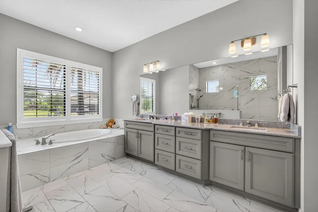 9206 Balsamo Drive Palm Beach Gardens FL 33412