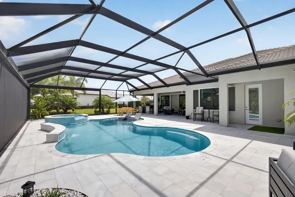 9206 Balsamo Drive Palm Beach Gardens FL 33412