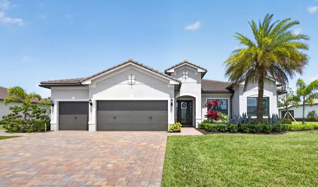 9206 Balsamo Drive Palm Beach Gardens FL 33412