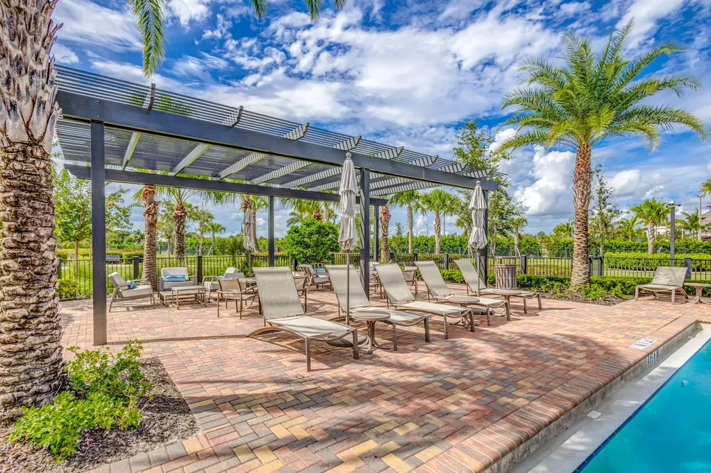 9206 Balsamo Drive Palm Beach Gardens FL 33412