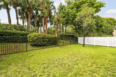 5068 Northern Lights Drive Greenacres FL 33463
