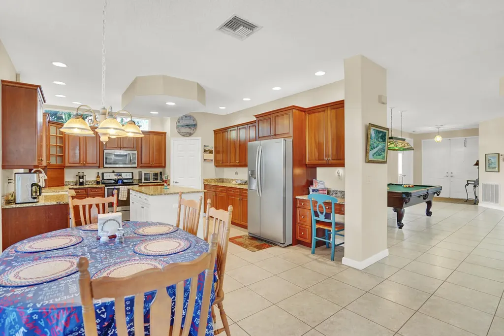 7541 Downwinds Lane Lake Worth FL 33467