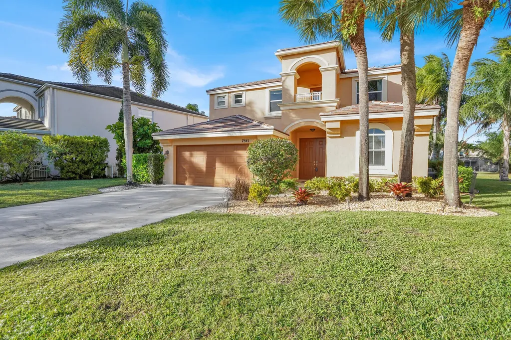 7541 Downwinds Lane Lake Worth FL 33467