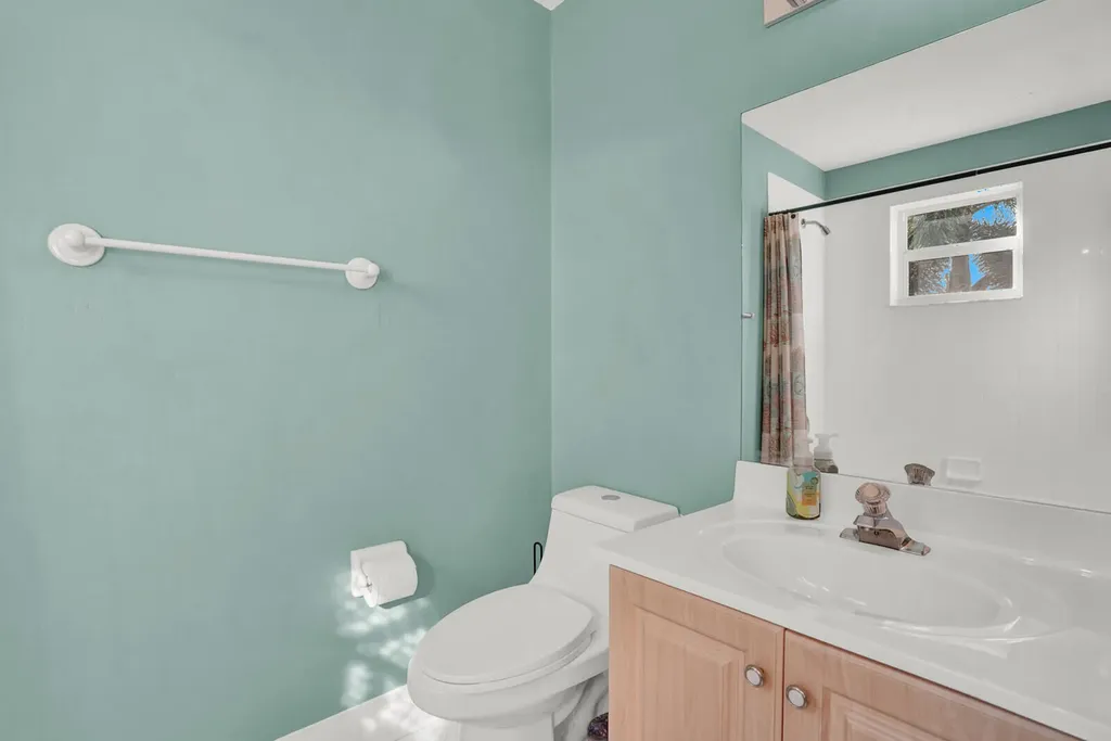 7541 Downwinds Lane Lake Worth FL 33467