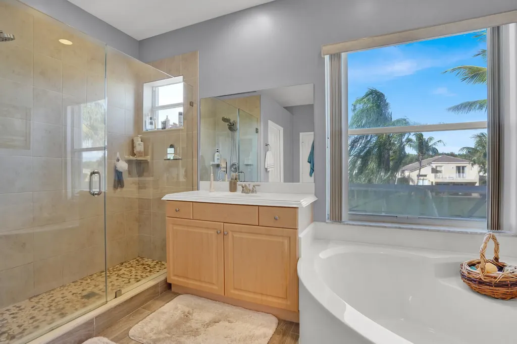 7541 Downwinds Lane Lake Worth FL 33467