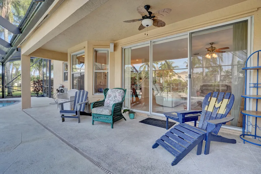 7541 Downwinds Lane Lake Worth FL 33467