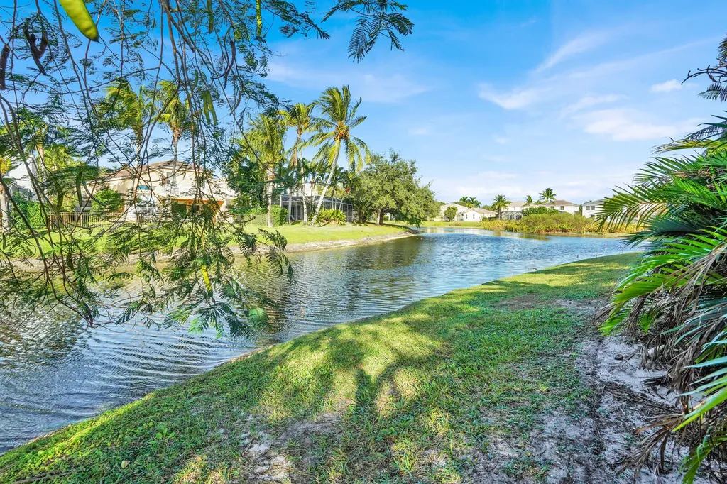 7541 Downwinds Lane Lake Worth FL 33467