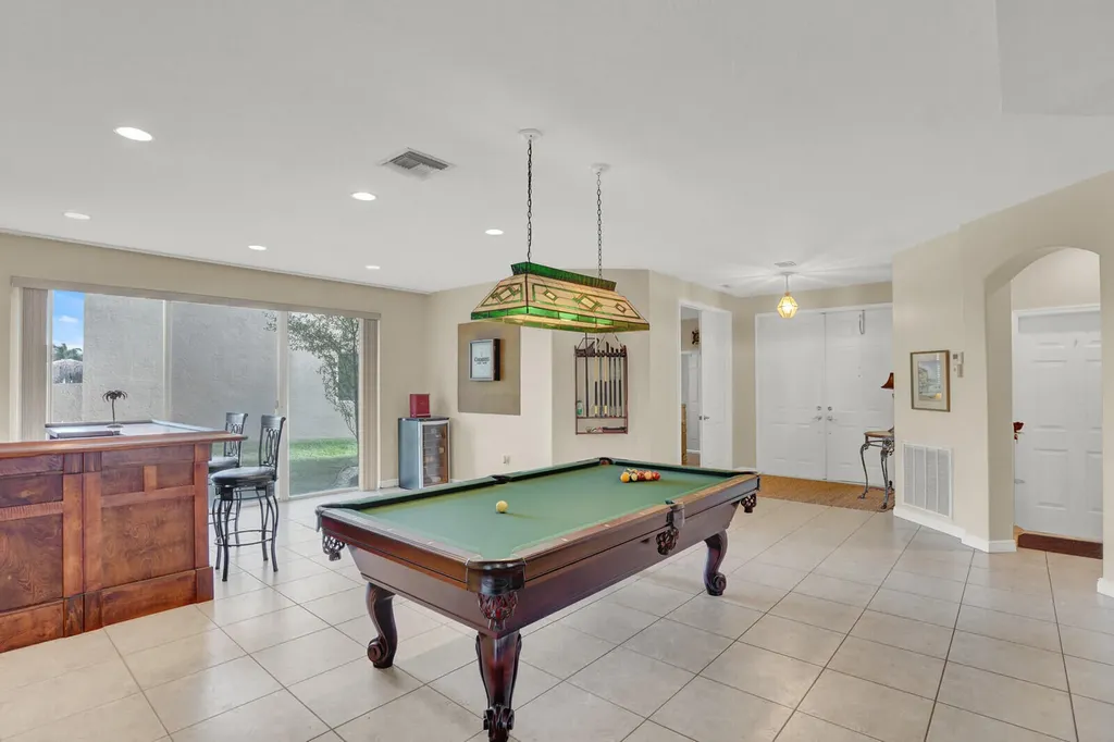 7541 Downwinds Lane Lake Worth FL 33467