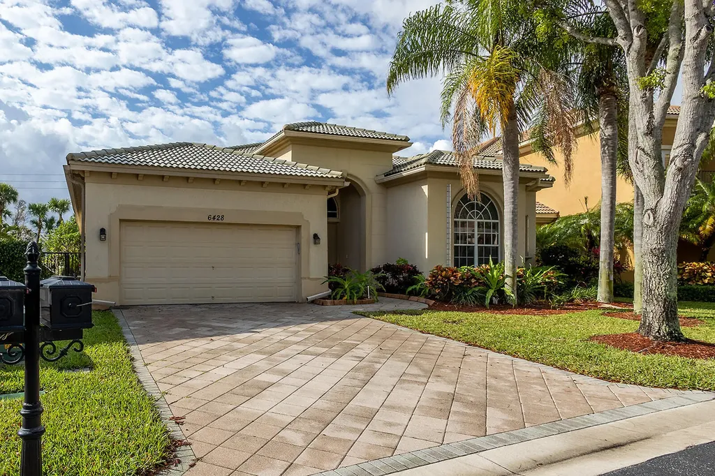 6428 Garden Court West Palm Beach FL 33411