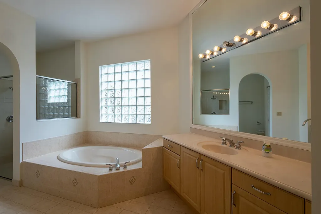 6428 Garden Court West Palm Beach FL 33411