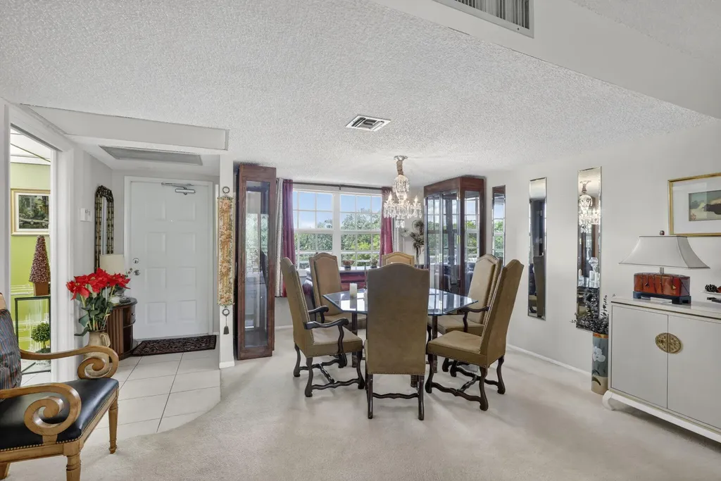 3900 Oaks Clubhouse Drive Pompano Beach FL 33069