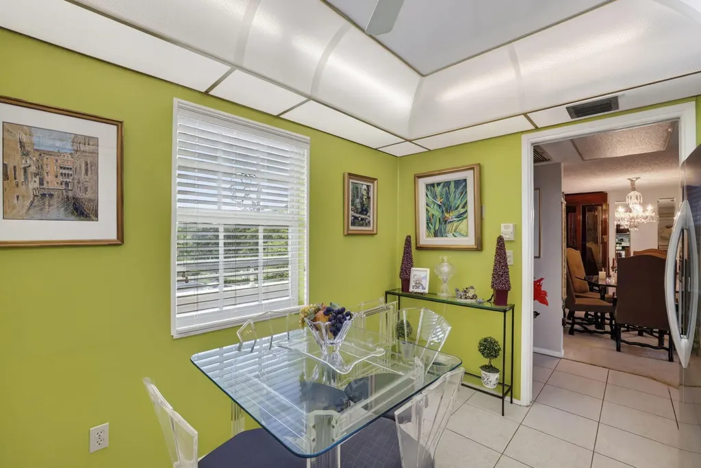 3900 Oaks Clubhouse Drive Pompano Beach FL 33069