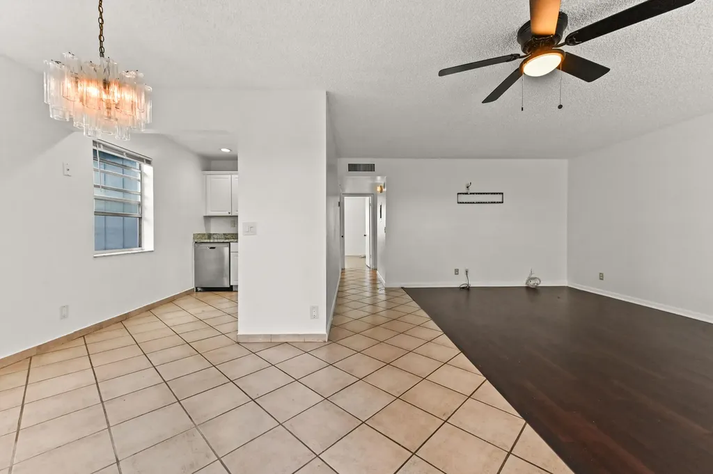 908 Normandy Delray Beach FL 33484