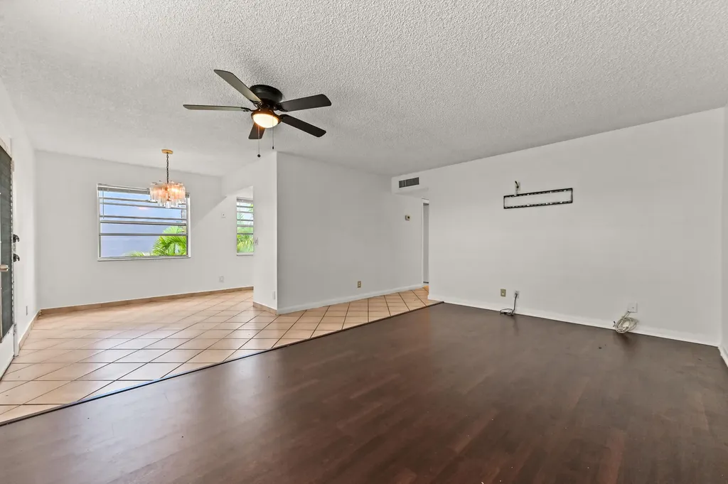 908 Normandy Delray Beach FL 33484