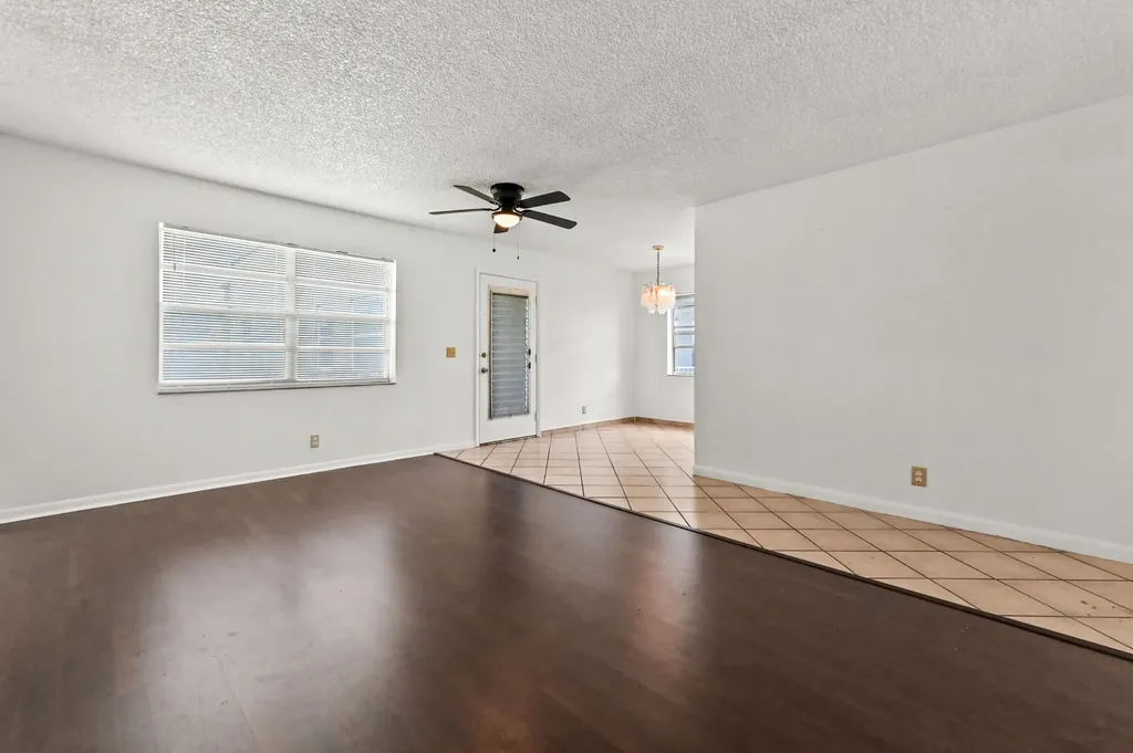 908 Normandy Delray Beach FL 33484