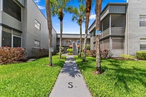 908 Normandy Delray Beach FL 33484