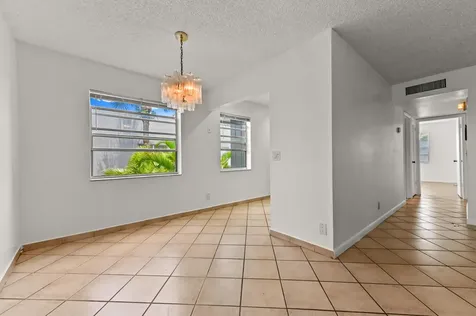 908 Normandy Delray Beach FL 33484