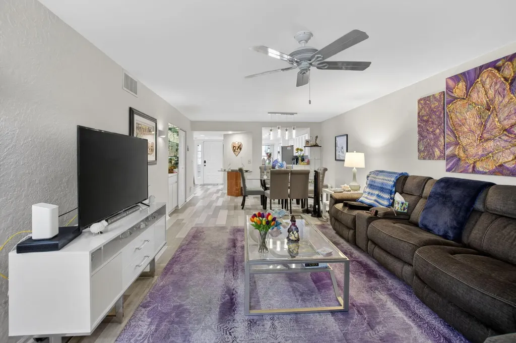 7254 Clunie Place Delray Beach FL 33446