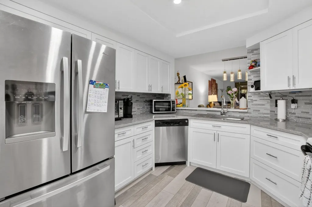 7254 Clunie Place Delray Beach FL 33446