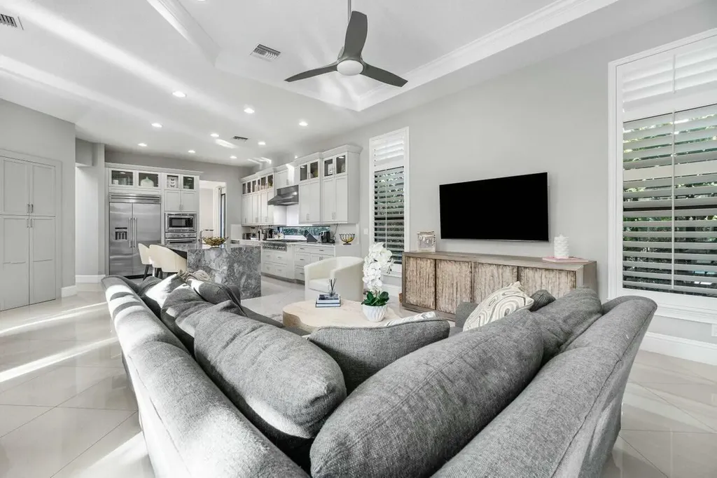 130 Gardenia Isle Drive Palm Beach Gardens FL 33418