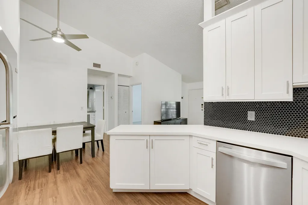 6520 Chasewood Drive Jupiter FL 33458